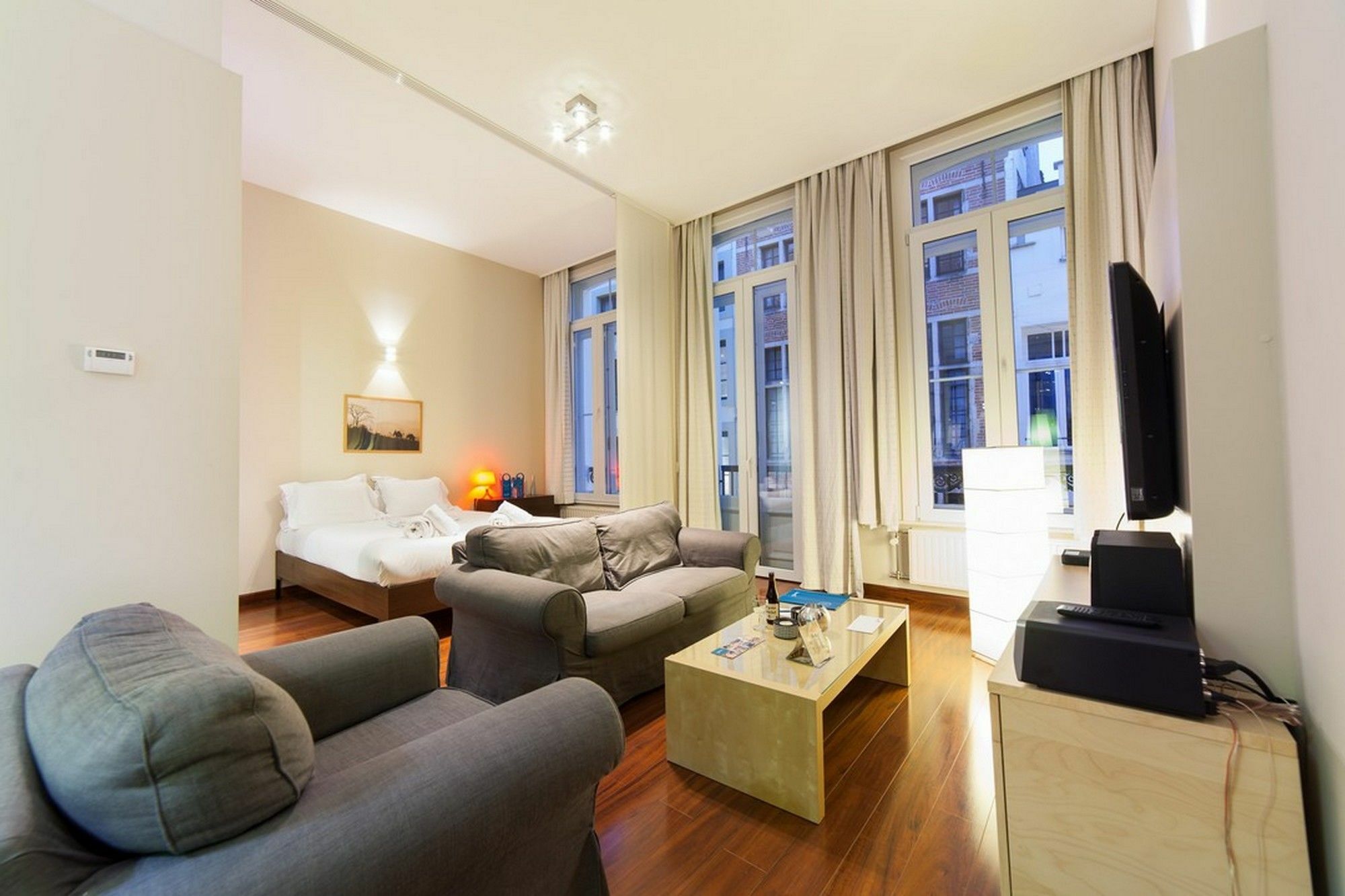 Sweet Inn Apartments - Grand Place Brussels Ngoại thất bức ảnh
